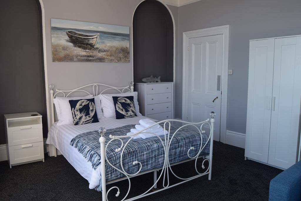 The Blenheim Bed & Breakfast Dawlish Ngoại thất bức ảnh