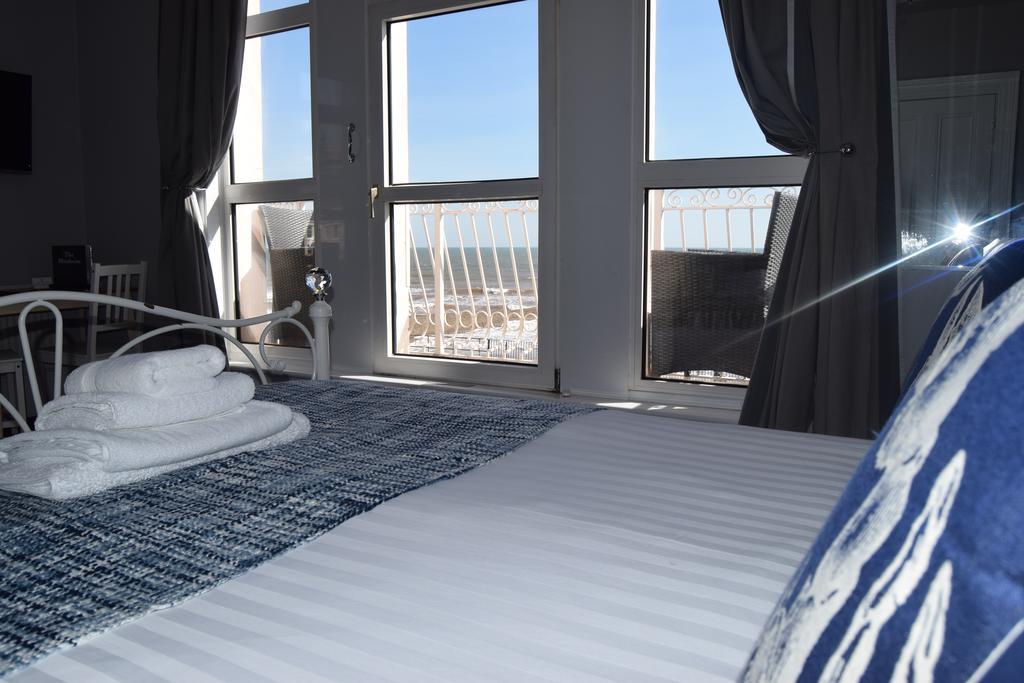 The Blenheim Bed & Breakfast Dawlish Ngoại thất bức ảnh