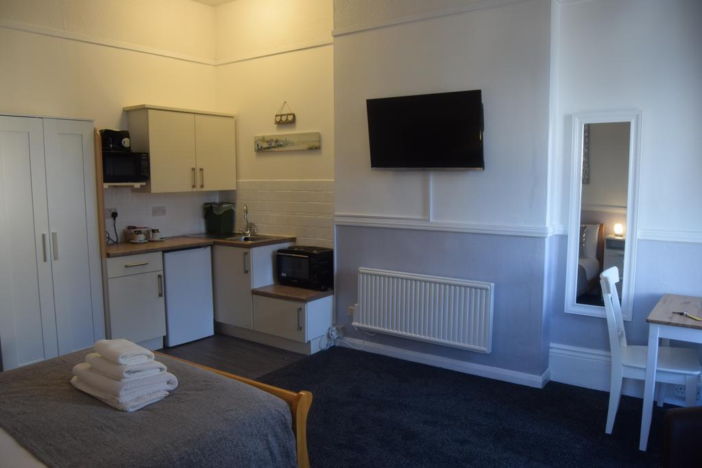 The Blenheim Bed & Breakfast Dawlish Ngoại thất bức ảnh