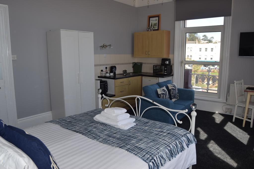 The Blenheim Bed & Breakfast Dawlish Ngoại thất bức ảnh