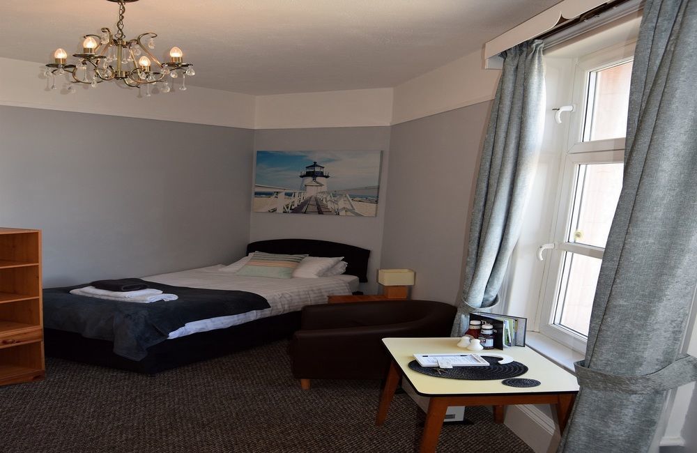 The Blenheim Bed & Breakfast Dawlish Ngoại thất bức ảnh