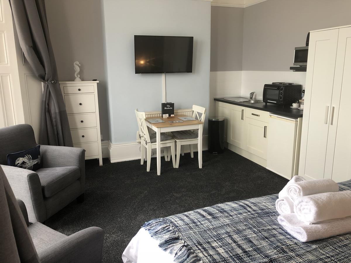 The Blenheim Bed & Breakfast Dawlish Ngoại thất bức ảnh