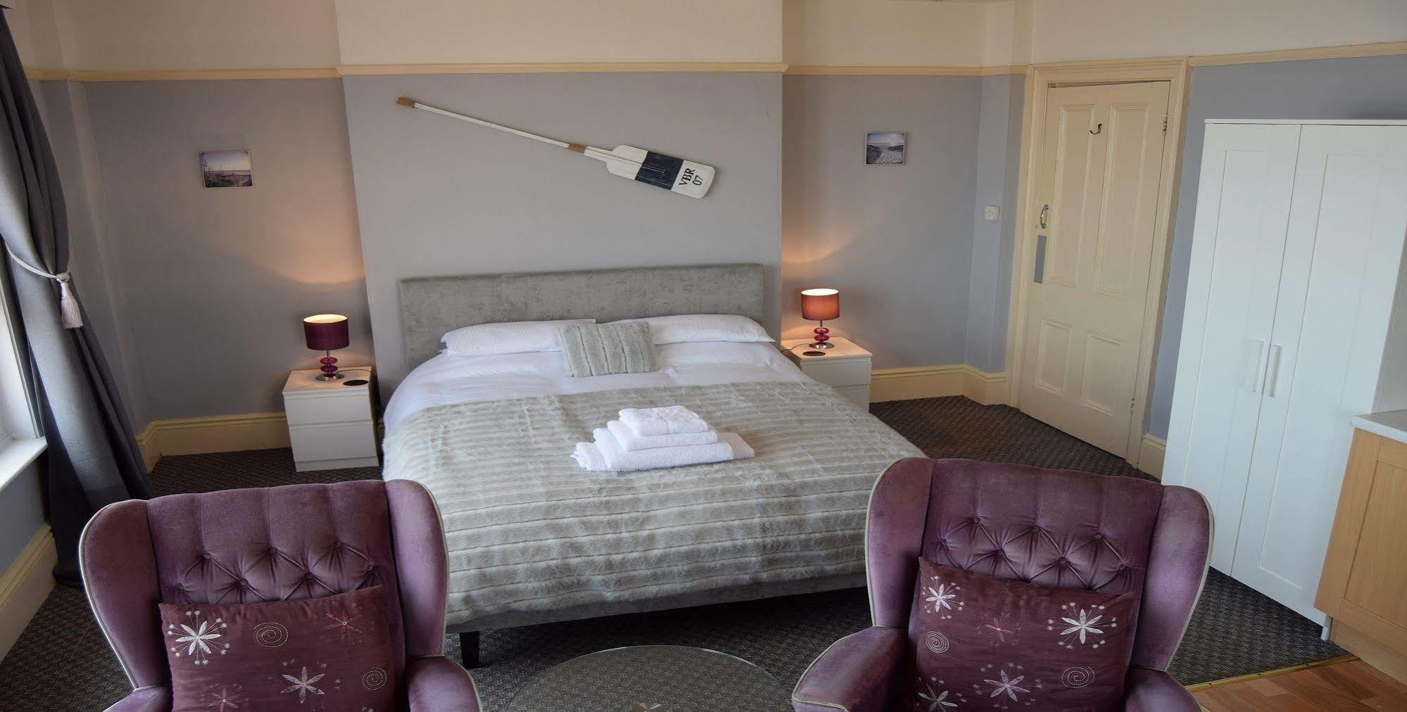 The Blenheim Bed & Breakfast Dawlish Ngoại thất bức ảnh